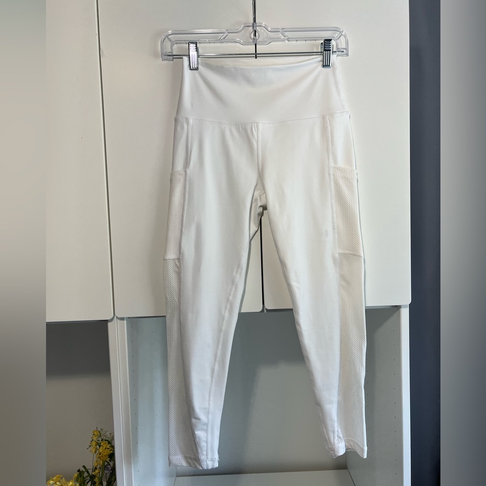 Aerie Offline Goals 7/8 Leggings White
